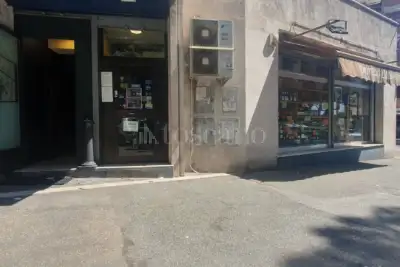Attività Commerciale in vendita, Piazzale Roberto Ardigò, Roma