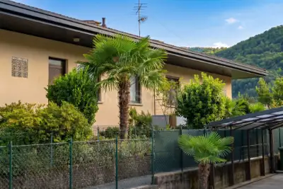 Casa Indipendente in vendita, Via al Lago, Porto Ceresio
