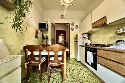 Casa in vendita, Via Michelangelo , Desenzano del Garda