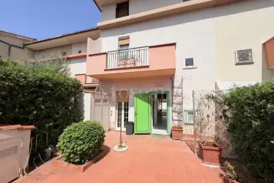Villino a Schiera in vendita, Via Cesenatico, Fiumicino