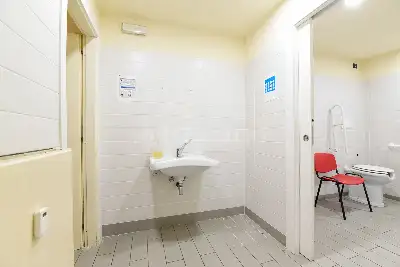 Negozio in vendita, Via Rezzonico, Como