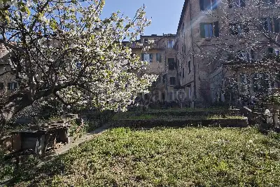Casa in vendita, Via Franciosa, Siena