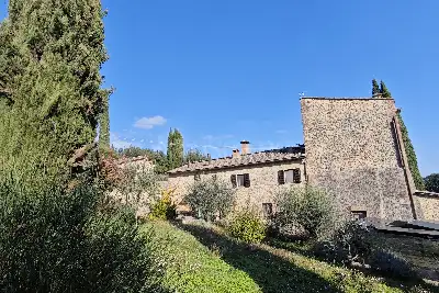 Casale in vendita, Strada di  Barigiano, Sovicille