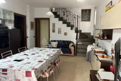 Villa in vendita, Via Simbario, Roma
