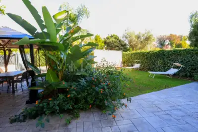 Villa Plurifamiliare in vendita, Via Stesicoro, Roma