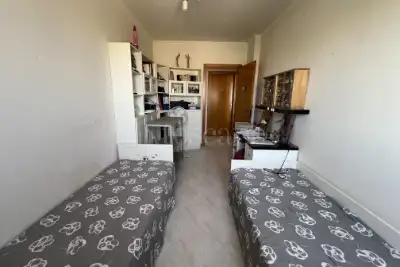 Casa in vendita, Via Nomentum, Roma