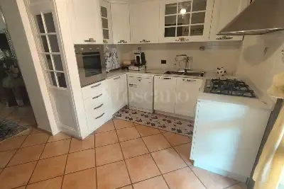 Villino a Schiera in vendita, Via Michele Nau, Roma