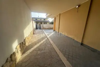 Villa Bifamiliare in vendita, via delle viole, Pomezia