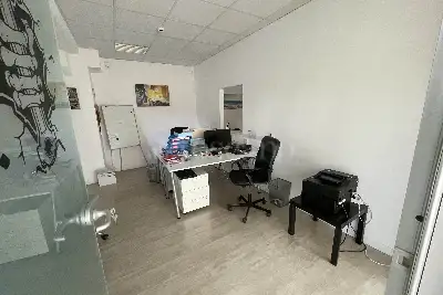 Capannone in vendita, Via dei Castelli Romani, Pomezia