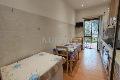 Casa in vendita, Via Francesco Roncati, Roma