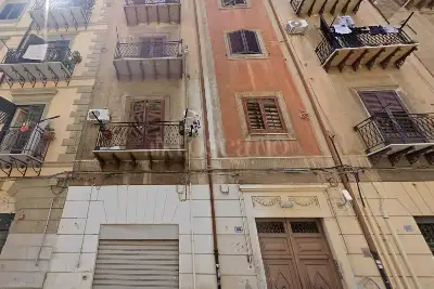 Casa in vendita, Via Ugo Bassi, Palermo