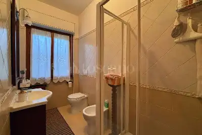 Villino a Schiera in vendita, Via Terpandro, Roma