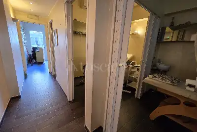 Negozio in vendita, Viale Fra' Andrea Di Giovanni, Roma