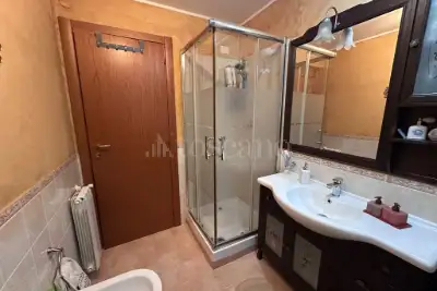 Villino a Schiera in vendita, Via Sesto San Giovanni, Roma