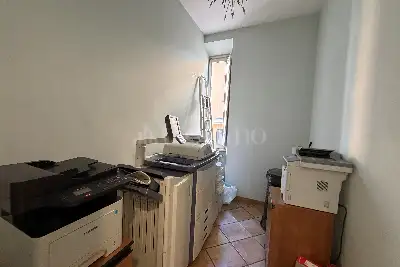 Palazzo in vendita, Via Casalmonferrato, Roma