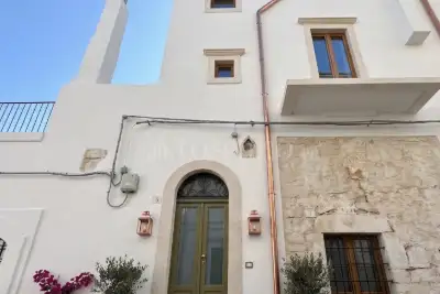 Casa Indipendente in vendita, Via Alfonso Pomes, Ostuni