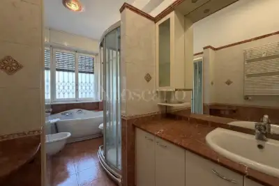 Casa in affitto, Via Giambellino, Milano