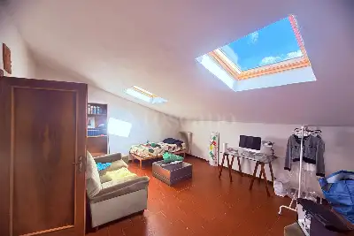 Villino a Schiera in vendita, Via Sem Benelli, Prato