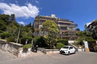 Casa in vendita, Via Tomba di Nerone, Roma