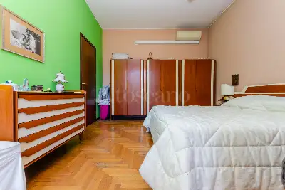 Casa in vendita, Via Lario, Milano