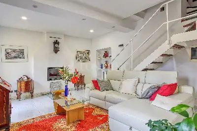 Palazzo in vendita, Via G. Andreani, Valganna