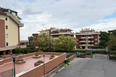 Casa in vendita, Via Roberto Raviola, Roma
