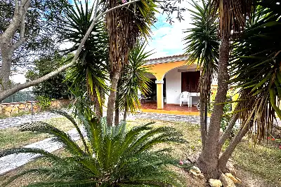 Villa Bifamiliare in vendita, San Teodoro , Via Madrid, San Teodoro