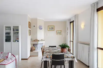 Casa in vendita, Via Cornale, Soiano del Lago