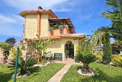 Villa in vendita, Via Metauro, Ardea