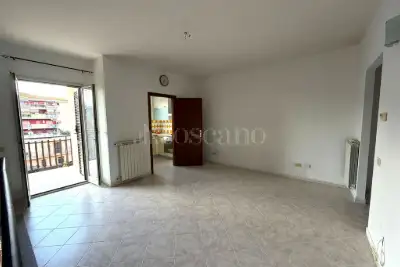 Villino a Schiera in vendita, Via Racconigi, Roma