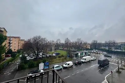 Casa in vendita, Via Mario Longhi, Brescia