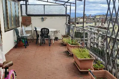 Attico in affitto, Viale Francesco Redi, Firenze