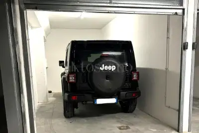 Box in vendita, Via delle Calasanziane, Roma