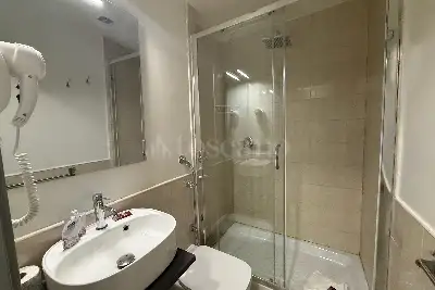 Casa in vendita, Via Collina, Roma