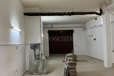 Garage in vendita, Viale Epipoli, Siracusa