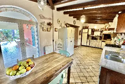 Villa in vendita, Via Rovito, Nettuno