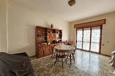 Casa in vendita, Via Svezia, Pomezia