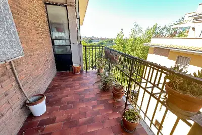 Casa in vendita, Lungotevere degli Inventori, Roma