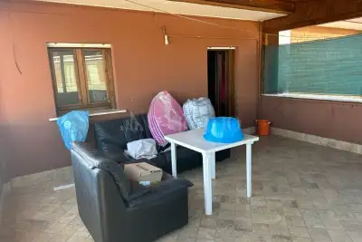 Casa in vendita, Via Roma, Pomezia