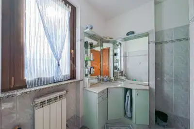 Villino a Schiera in vendita, Via Padova, Gallarate