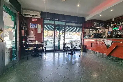 Attività Commerciale in vendita, Laghetto di Montecompatri Via Casilina , Monte Compatri