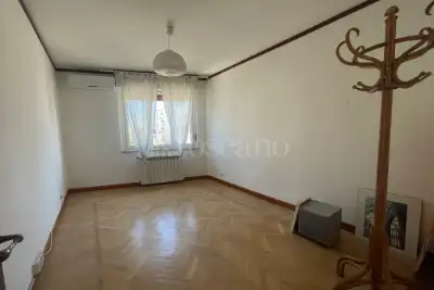 Villa Plurifamiliare in affitto, Via Giuseppe Allegranza, Roma