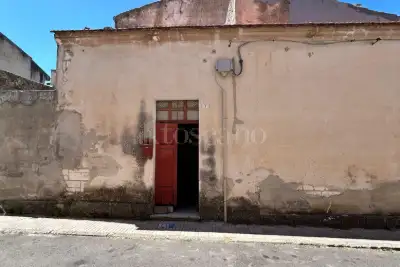Magazzino in vendita, Via Rinascita, Ittiri