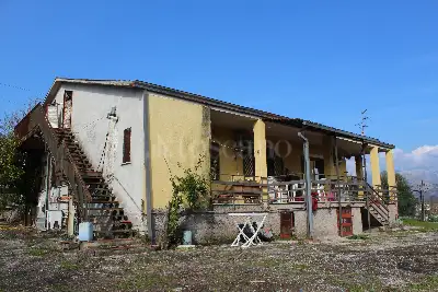 Casa Indipendente in vendita, Via Mandrine, Cassino