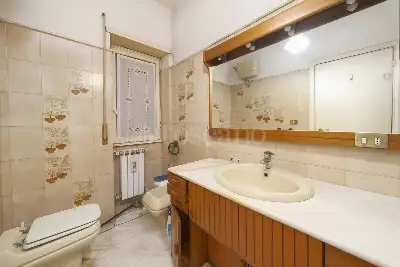 Casa in vendita, Via Giuseppe Donati, Roma