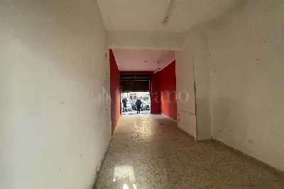 Negozio in vendita, Via Re Federico, Palermo