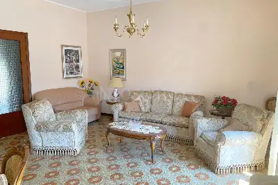 Casa in vendita, Via Avola, Siracusa