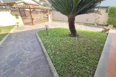 Villa in vendita, Via Luigi Savignoni, Roma