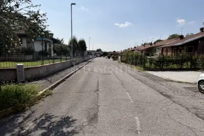Villino a Schiera in vendita, Via G.Verdi, Barbariga