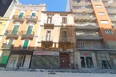 Palazzo in vendita, Via Alessandro Manzoni, Bari